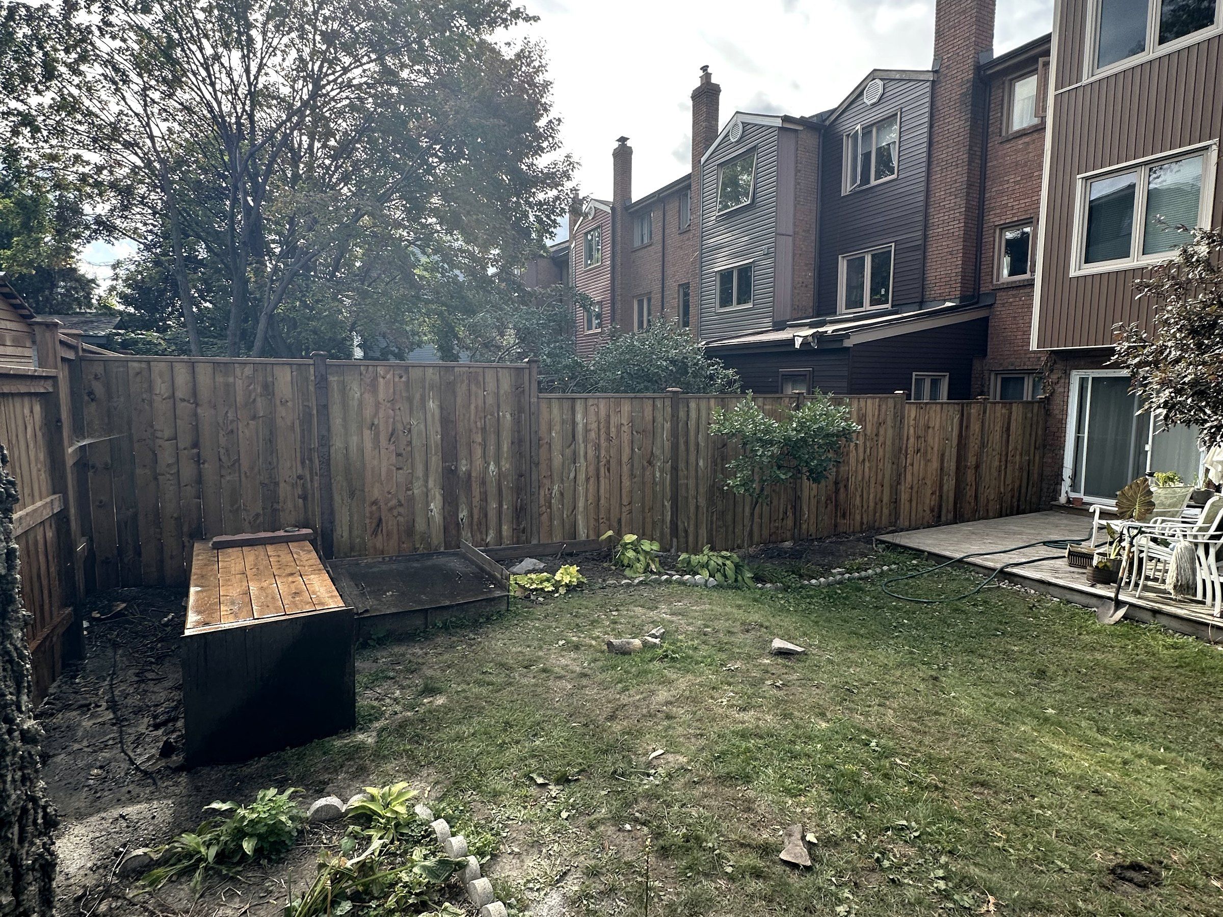 After: Townhouse yard fence replaced